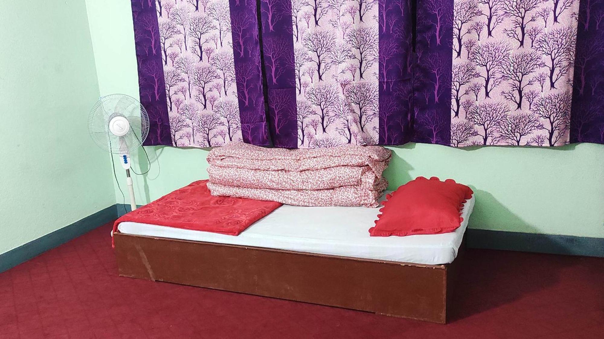 Lalitpur Budget Backpackers Hotel מראה חיצוני תמונה
